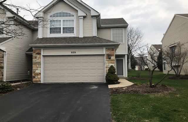 939 Viewpoint Drive - 939 Viewpoint Drive, Lake in the Hills, IL 60156