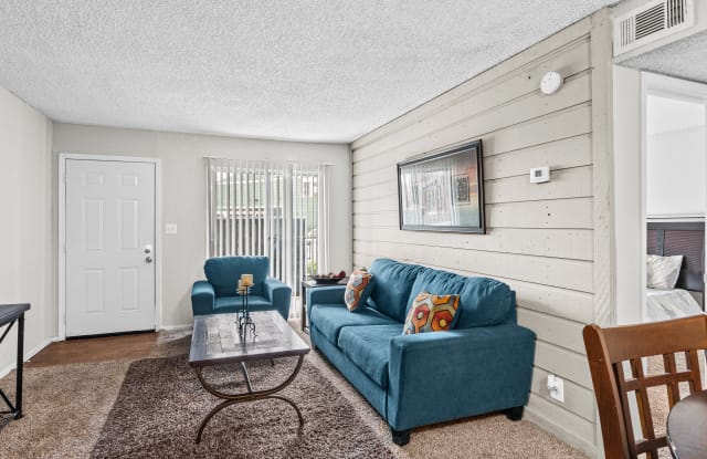 Silver Creek Apartments Gallery 2