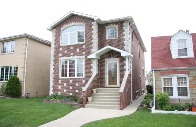4319 North Ozanam Avenue - 4319 Ozanam Avenue, Norridge, IL 60706