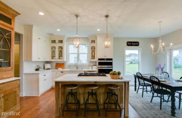 12470 Cottonwood St NW Gallery 3