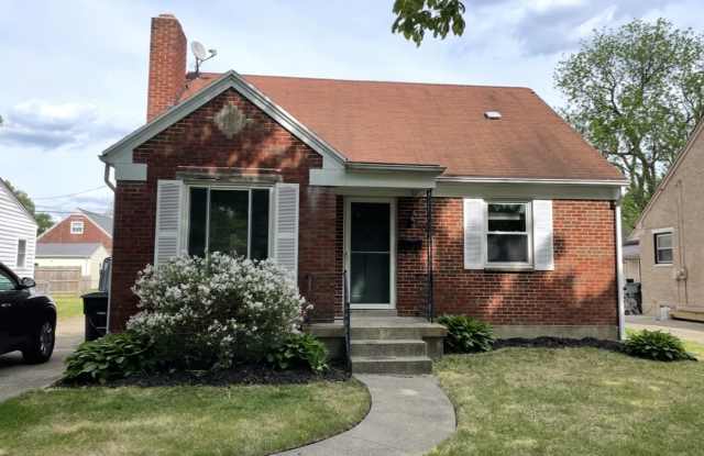1008 Warwick Place photos photos