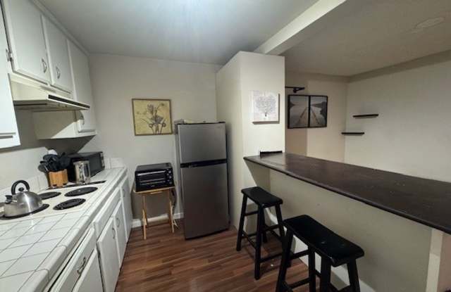 Modern Furnished Studio in Point Loma – Minutes from the Beach! photos photos