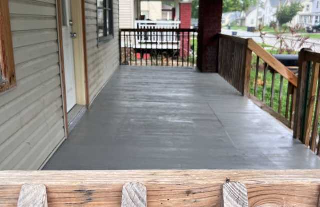 SPACIOUS 5 BEDROOM HOME READY TO WELCOME YOU Gallery 4