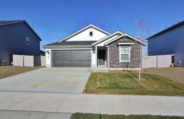 Immaculate Single-Level Home - 9144 West Inspirado Street, Ada County, ID 83646