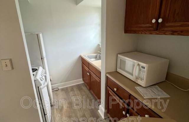 3927 6th St S. photos photos