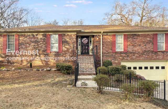 1828 Jacobs Lane - 1828 Jacobs Lane, Vestavia Hills, AL 35216