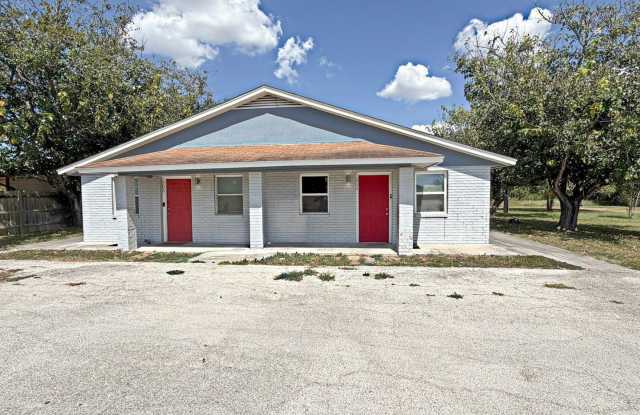 305 HAECKERVILLE RD Gallery 1