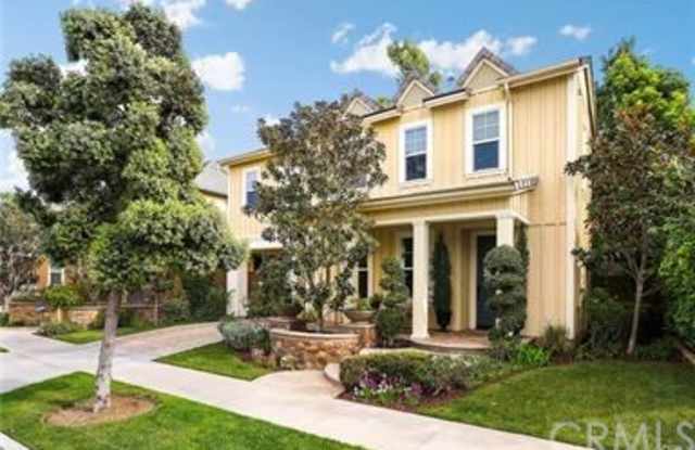 24 Desert Willow Gallery 2