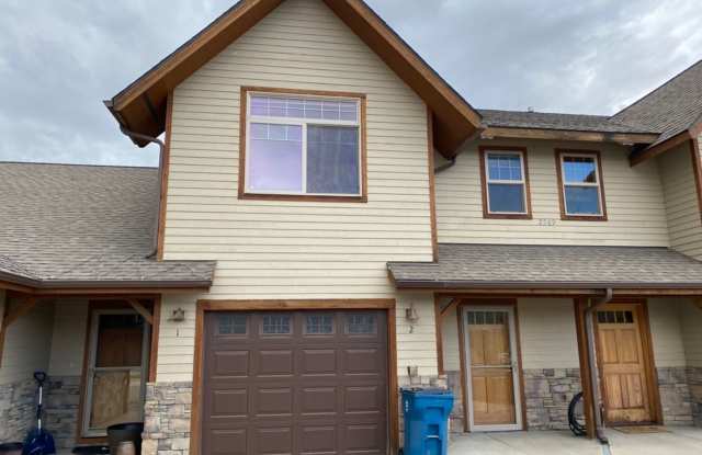 3 Bed 2.5 Bath Condo that backs to the park! photos photos