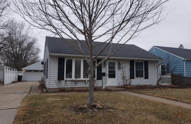 2330 45TH Street - 2330 45th Street, Rock Island, IL 61201