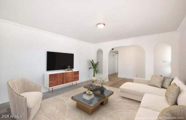 6828 E Ludlow Drive Gallery 3