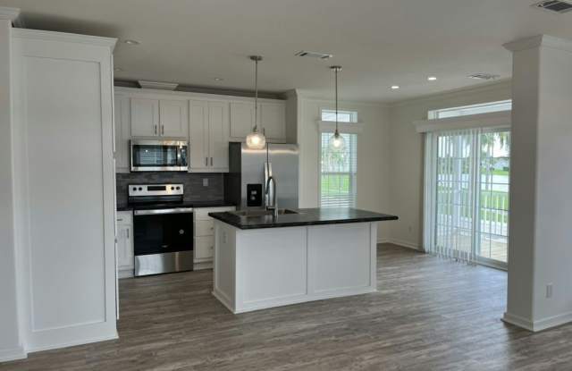 568 Plaza Del Sol photos photos