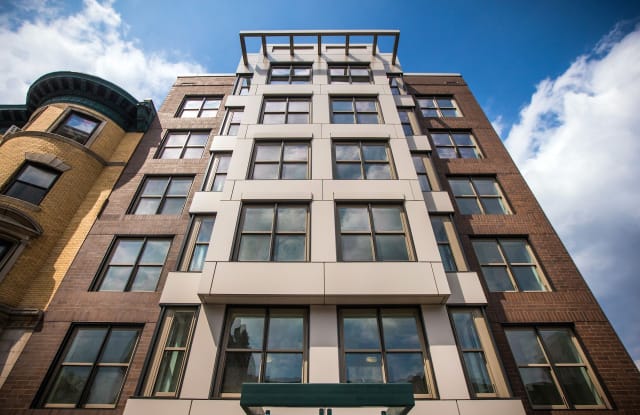1085 Boylston Gallery 2