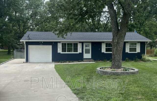 1220 North School Street - 1220 North School Street, Auburn, KS 66402