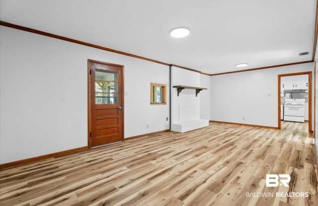 101 Stover Drive Gallery 4