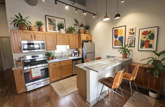 511-19 N BROAD Street N Gallery 2