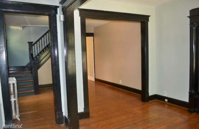 977 Woodruff Place East Dr Gallery 2