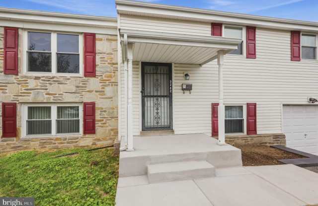 3242 PARKVIEW Drive Gallery 2
