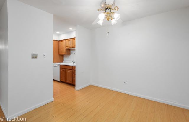 6147 Knoll Wood Court Gallery 4