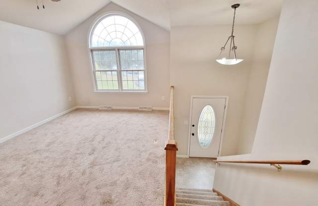 3 Bed / 2 Bath Single Family Home Gallery 4