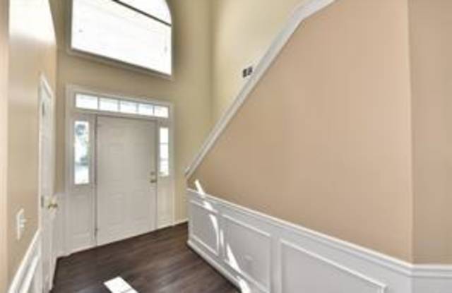 3021 Serenade Court Gallery 3
