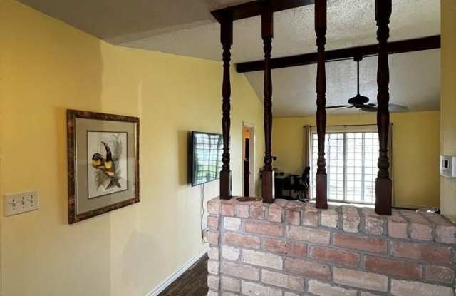 603 Continental Dr. Gallery 2
