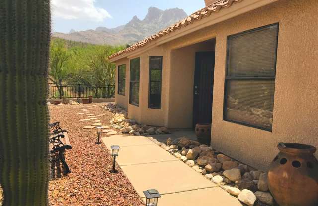1773 E Deer Hollow Loop - 1773 Deer Hollow Loop, Oro Valley, AZ 85737