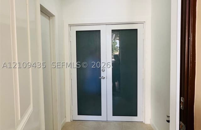 24161 SW 115th Ct Gallery 4