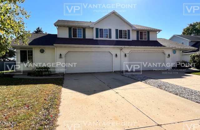 989 Wishart Avenue - 989 Wishart Avenue, De Pere, WI 54115 989 Wishart Avenue - 989 Wishart Avenue, De Pere, WI 54115