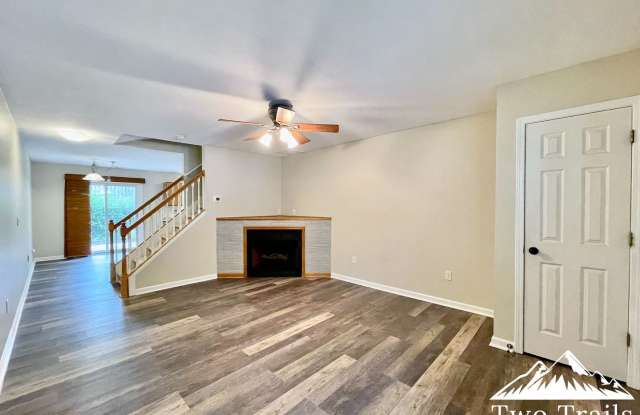 3 BED/2.5 BATH TOWNHOME IN FLETCHER Gallery 3