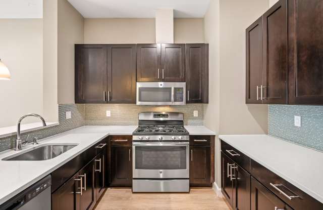 Axiom Apartment Homes Gallery 2