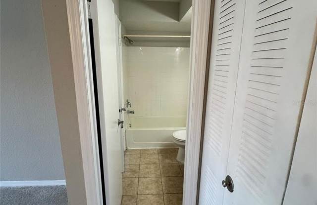 5152 CONROY Road Gallery 3