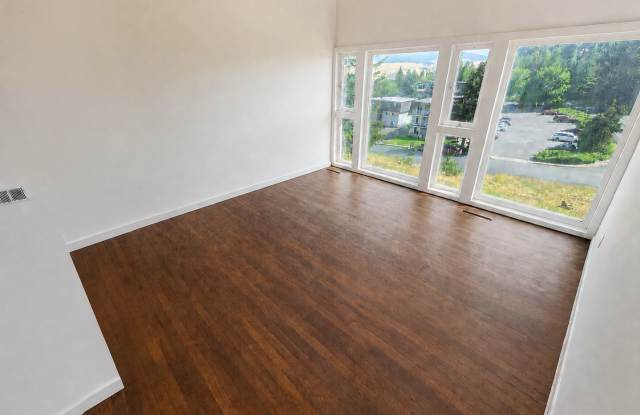 Six Bedroom House Near Campus! Gallery 4