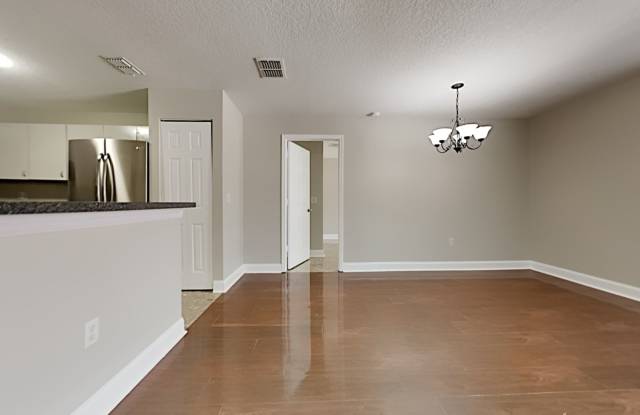 2313 Pleasure Run Drive Gallery 3