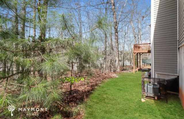 270 Teak Lane Gallery 3