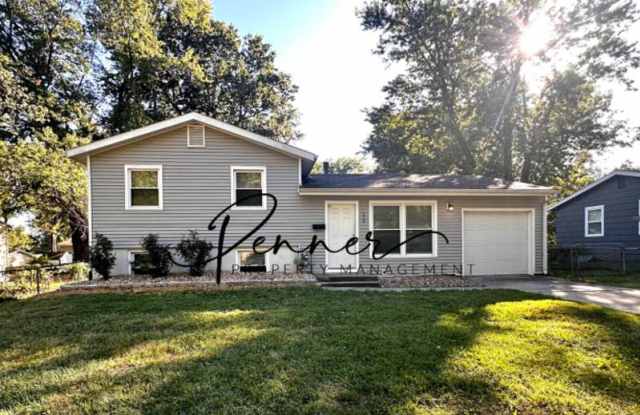 513 NW WARD LN photos photos