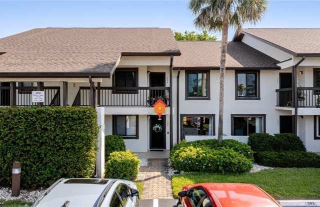 600 Misty Pines Circle photos photos