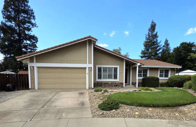 4BD/2.5BA Single Story, Court Location on Walnut Creek Border photos photos