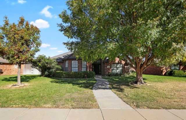 8305 Challenge Drive - 8305 Challenge Drive, Amarillo, TX 79119