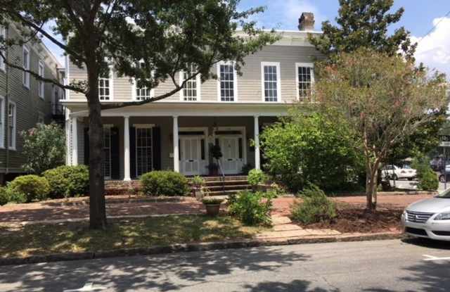 226 E Gwinnett St photos photos