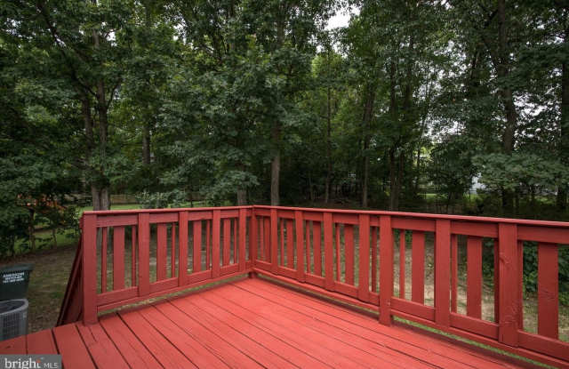 5592 SHANNON Court Gallery 3