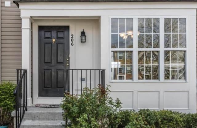 206 CANNON COURT - 206 Cannon Court, Strasburg, VA 22657