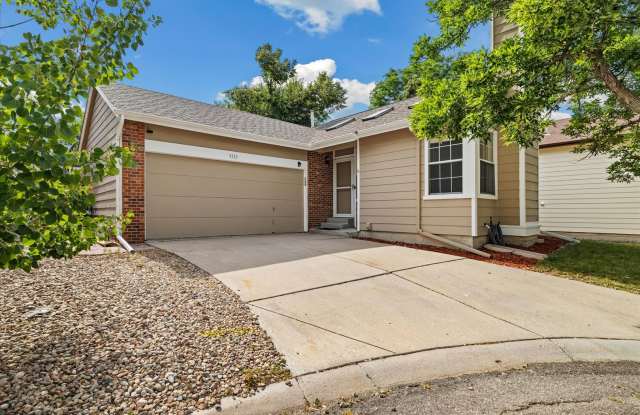 Beautiful 3 bed 2 bath Highlands Ranch Home! photos photos