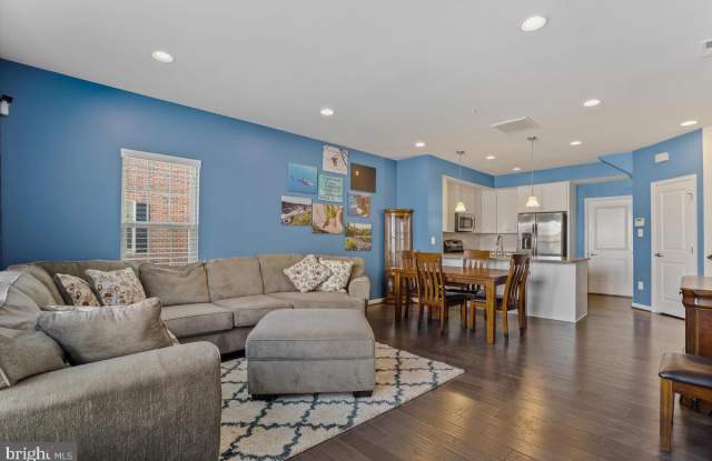 6441 ALAN LINTON BOULEVARD E Gallery 3