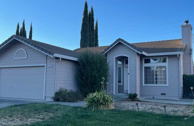 Move In Ready Single Family Home! photos photos