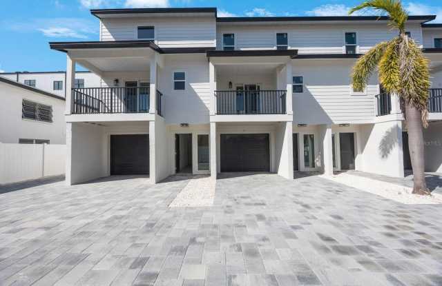 145 117TH AVENUE - 145 117th Avenue, Treasure Island, FL 33706