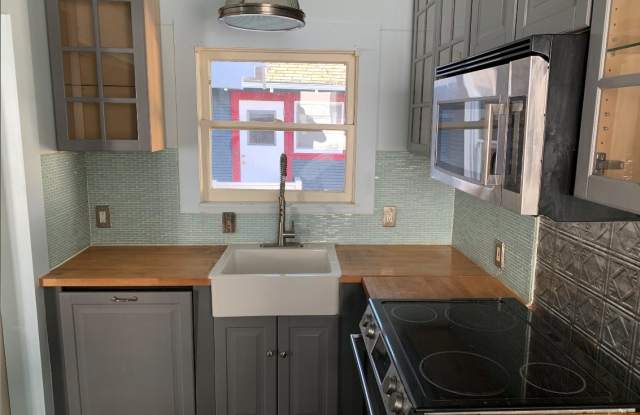 1123 Santa Clara St photos photos
