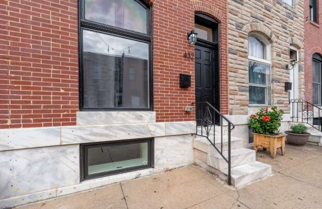 432 S. Robinson St/3 Bedroom, 3 Bath Townhouse in Patterson Park Gallery 1
