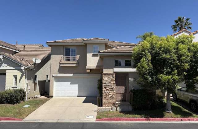 30809 Paris Court Gallery 1