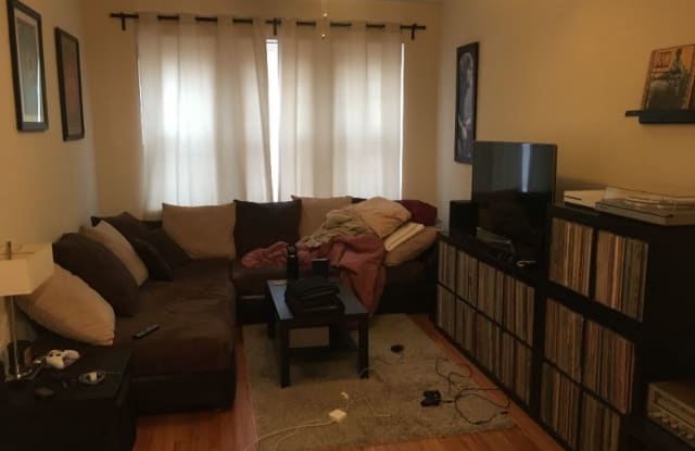 3001 N Spaulding Ave 3244 - 2 - 3001 N Spaulding Ave, Chicago, IL 60618